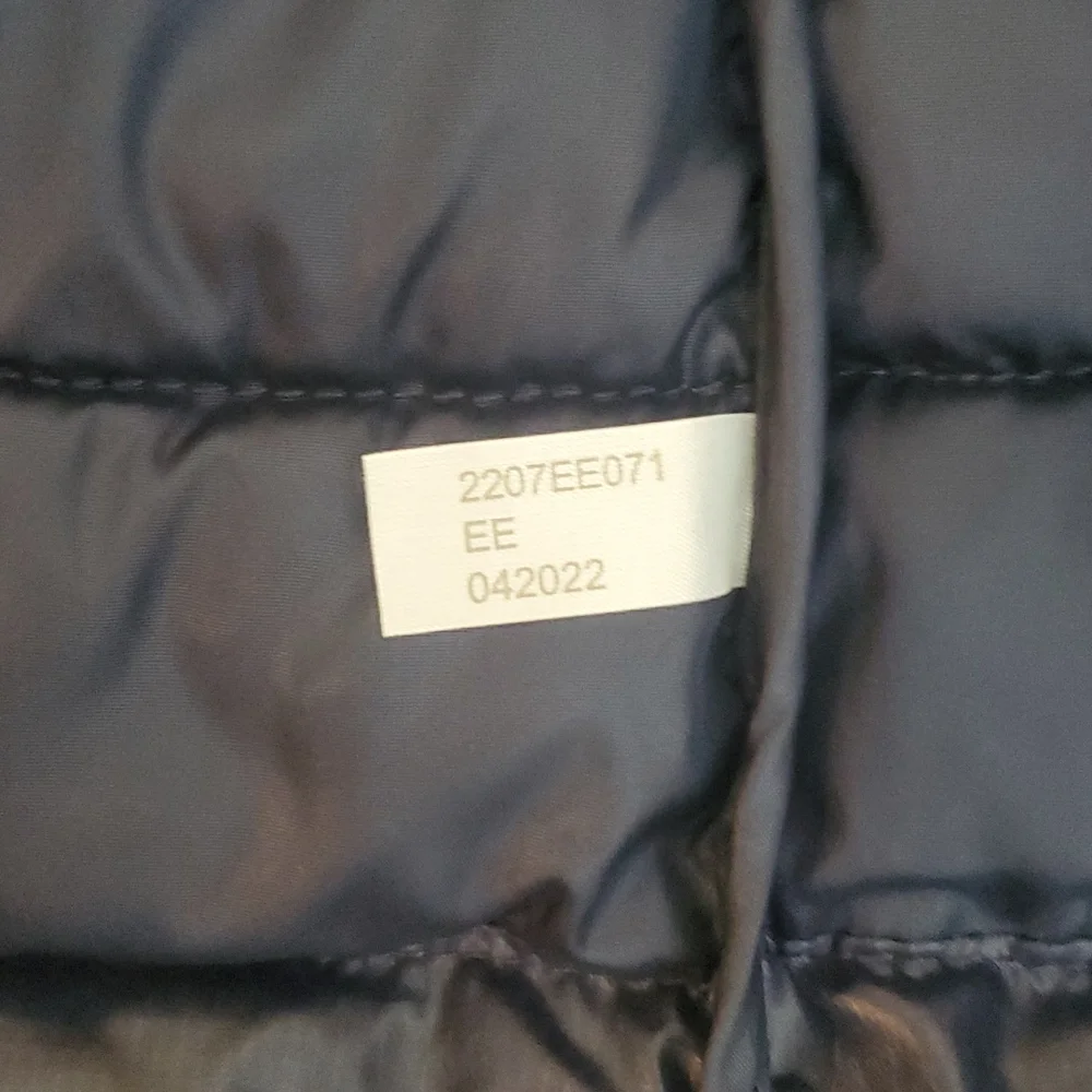 Primary jacket size small adult 🧥🧤🧣☔️❄️🌈 - Picture 12 of 16